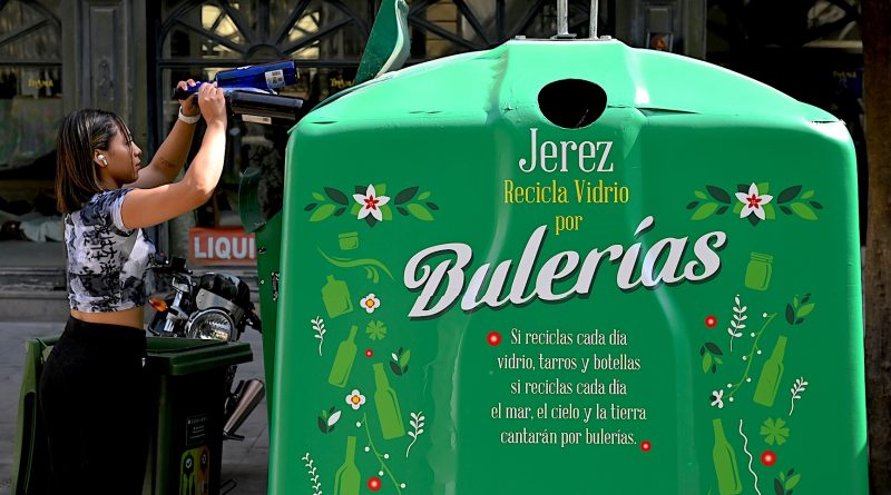 Jerez Impulsa el Reciclaje de Vidrio con Campaña Festiva ‘Recicla Vidrio por Bulerías’