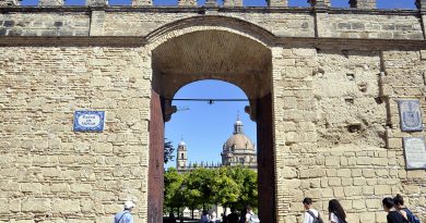 Jerez Inicia Contratación para Renovar la Señalización Turística