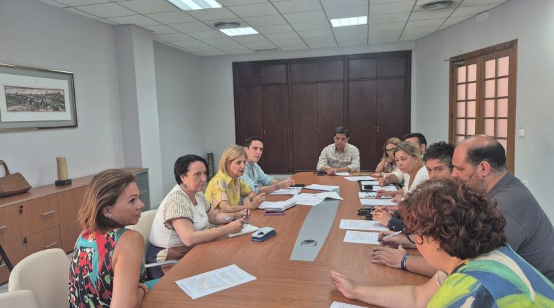 El Ayuntamiento de Jerez y Acoje analizan la situación del comercio local y planifican nuevas iniciativas