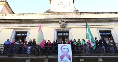 Ayuntamiento de Jerez Refuerza su Compromiso en la Lucha Contra el Cáncer de Mama