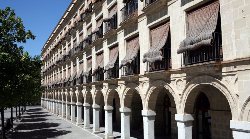 Ayuntamiento de Jerez Refuerza Urbanismo con Nuevos Programas y Personal