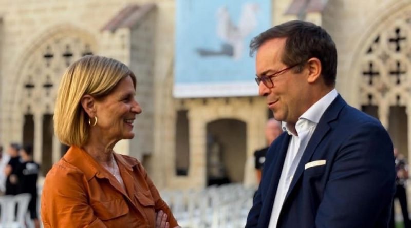 Éxito de la Feria del Libro de Jerez con Autores Destacados y Actividades para Todos
