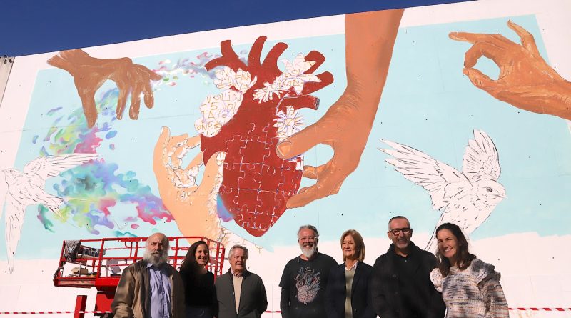 Jerez Honra al Voluntariado con un Mural en el Palacio de Deportes