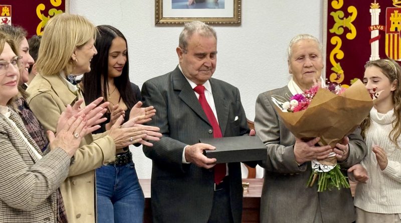 Reconocimiento a la labor de un vecino en La Barca de la Florida