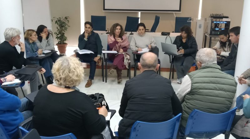 Navidad en las Barriadas Rurales: Alumbrado, Animación Infantil y la Esperada ‘Bola de Navidad’