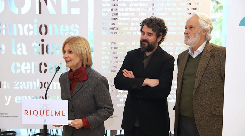 Palacio Riquelme Reinaugura con ‘Cantos de la Tierra Cercana’: Una Exposición Innovadora