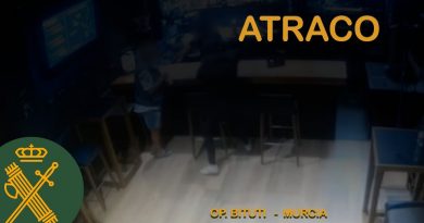 Detenidos dos individuos por atraco a salón de juegos en Águilas: Investigación «Bituti» concluye