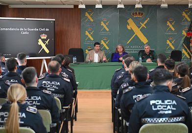 Policía Local de Jerez Concluye Formación Teórica con Módulo Antiterrorista en la Comandancia de Cádiz